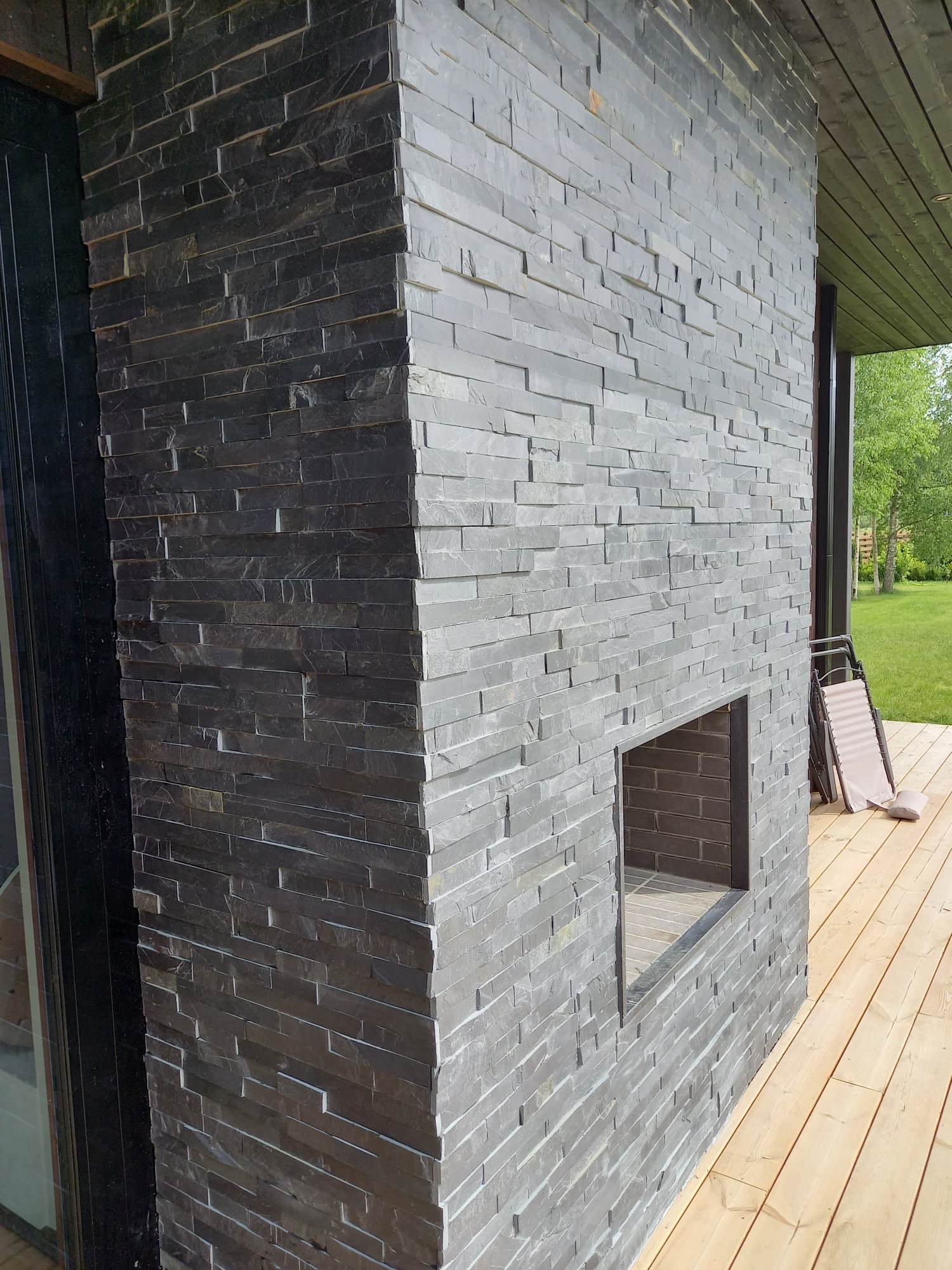 Välikamine plaatimine looduskiviga.